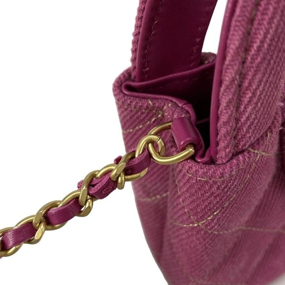 Auth CHANEL Chain Clutch / Matelass - Pink Denim Shoulder Bag gold hardware - Picture 9 of 16